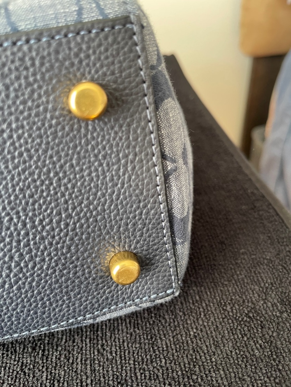 Coach Signature Navy Patterned Tote with Tan Leather Tag - Picture 7 of 9